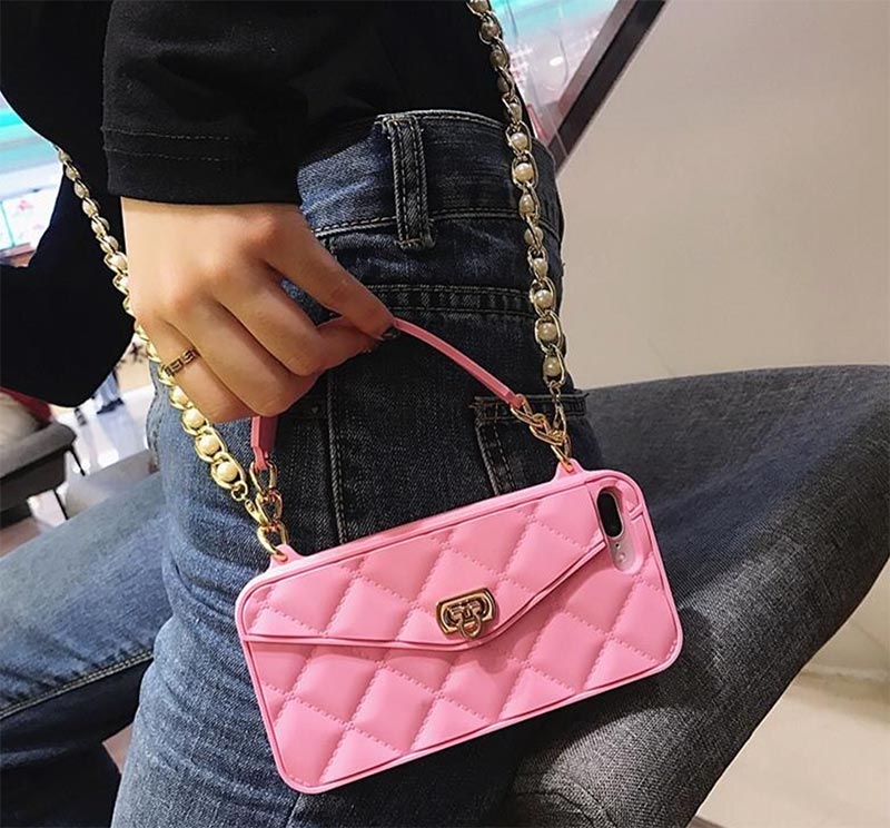 sac-a-main-rose-chaine-perle-protection-iPhone