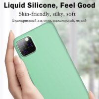 Coque iPhone souple et légère en silicone liquide