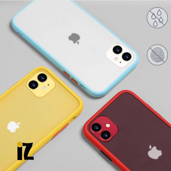 Coque iPhone translucide boutons de couleurs