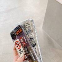 Coque iPhone étiquettes et code-barres