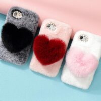 Coque-iPhone-fourrure-coeur-iZPhone