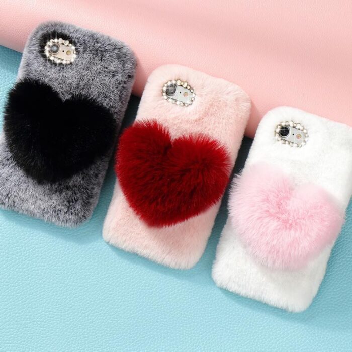 Coque-iPhone-fourrure-coeur-iZPhone