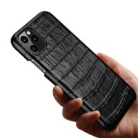 Alternative view of Coque iPhone Crocodile en Cuir