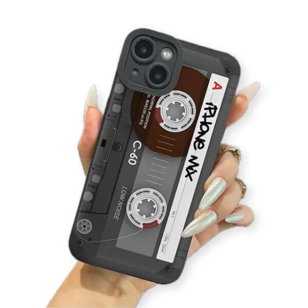 Coque iPhone 15 Cassette