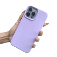 Coque iPhone silicone pourpre
