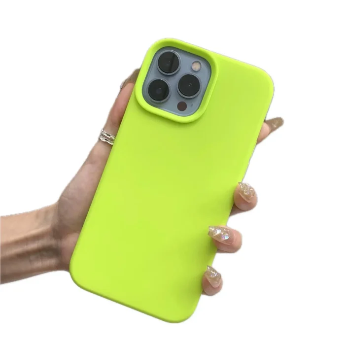 coque iPhone silicone fluo