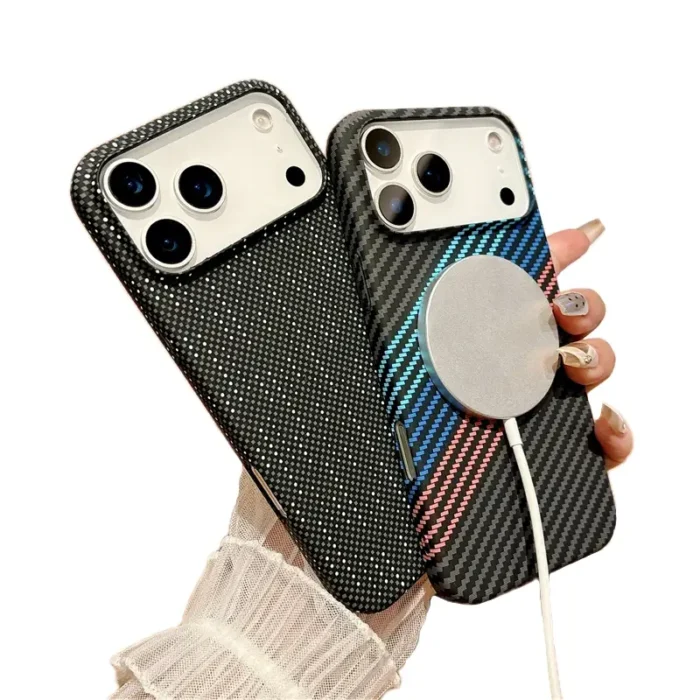 coque-iphone-17-carbone